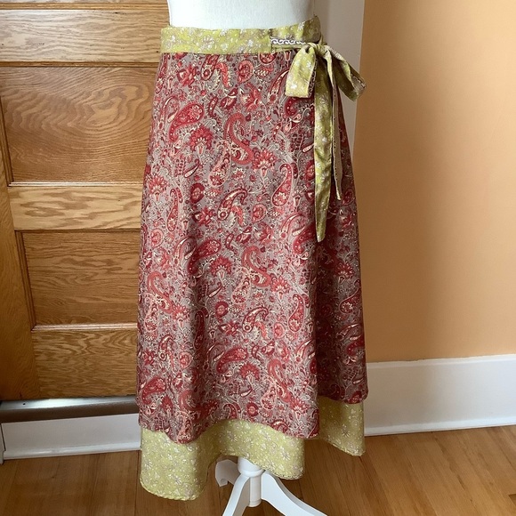 VINTAGE Lime/Maroon Paisley Wrap Midi Skirt OS - Picture 2 of 11